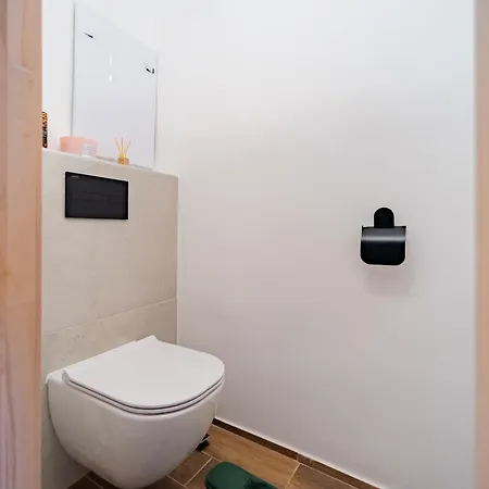 Barbyb Apartment - With Free Parking Bratislava Exterior photo